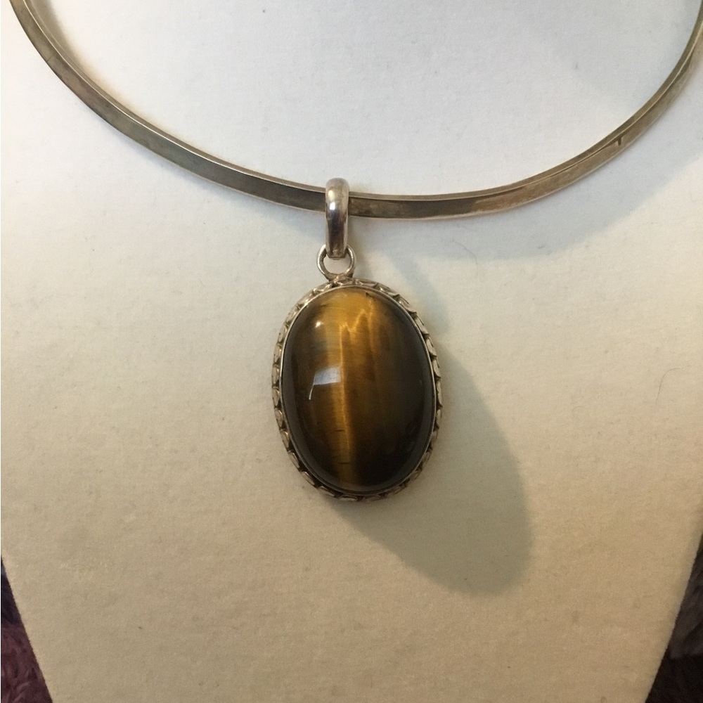 Stunning 925 Bold Natural Tigers Eye Pendant